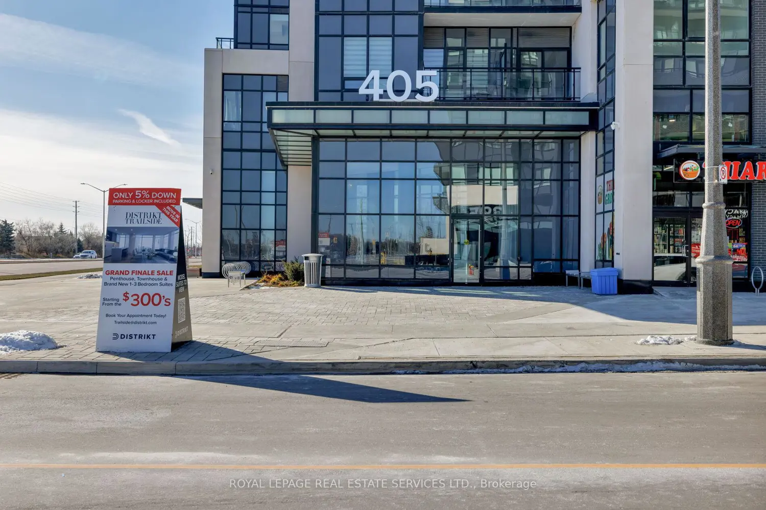 Additional image 16 of 405 Dundas Street 424