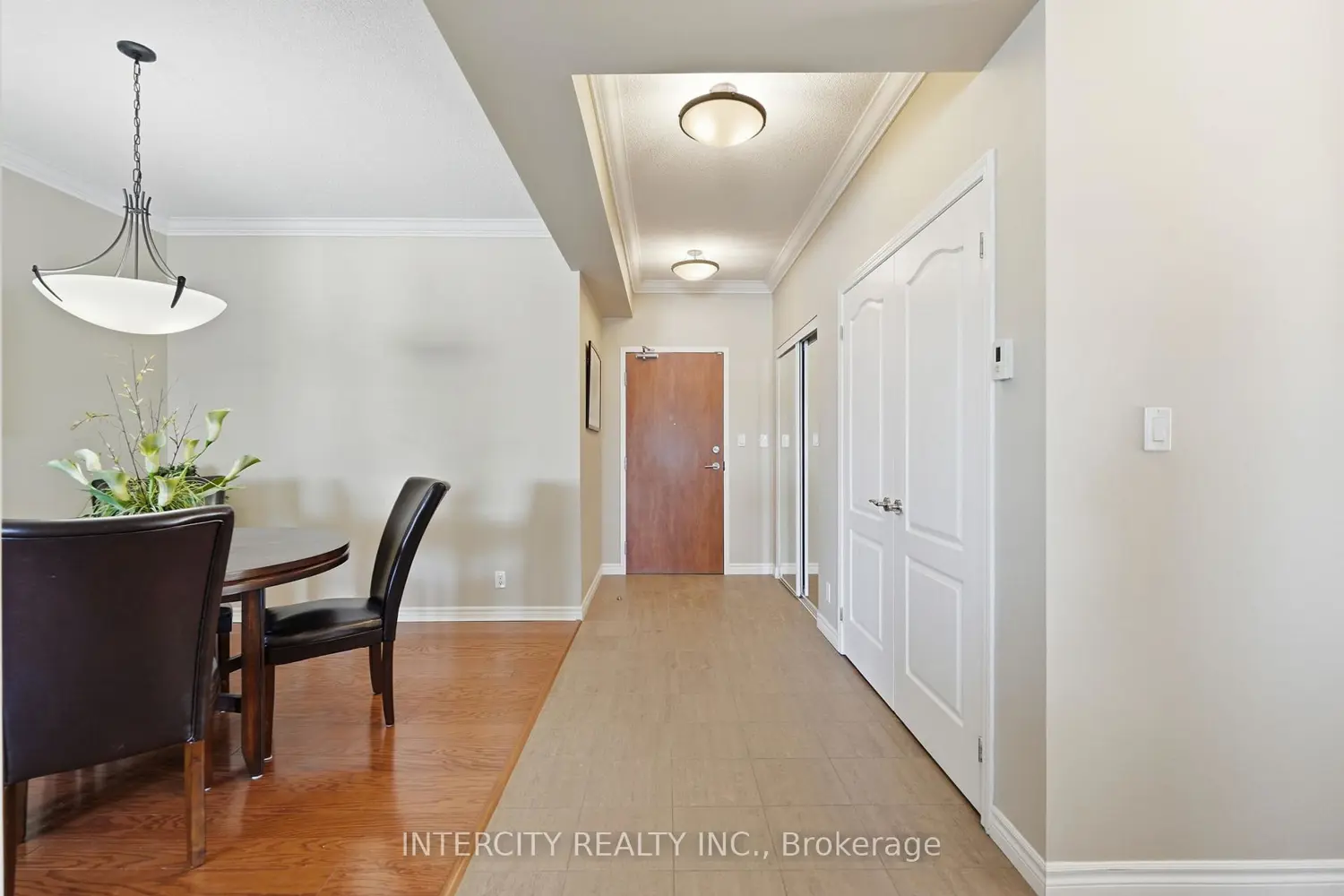 699 Aberdeen Boulevard 901 photo 2