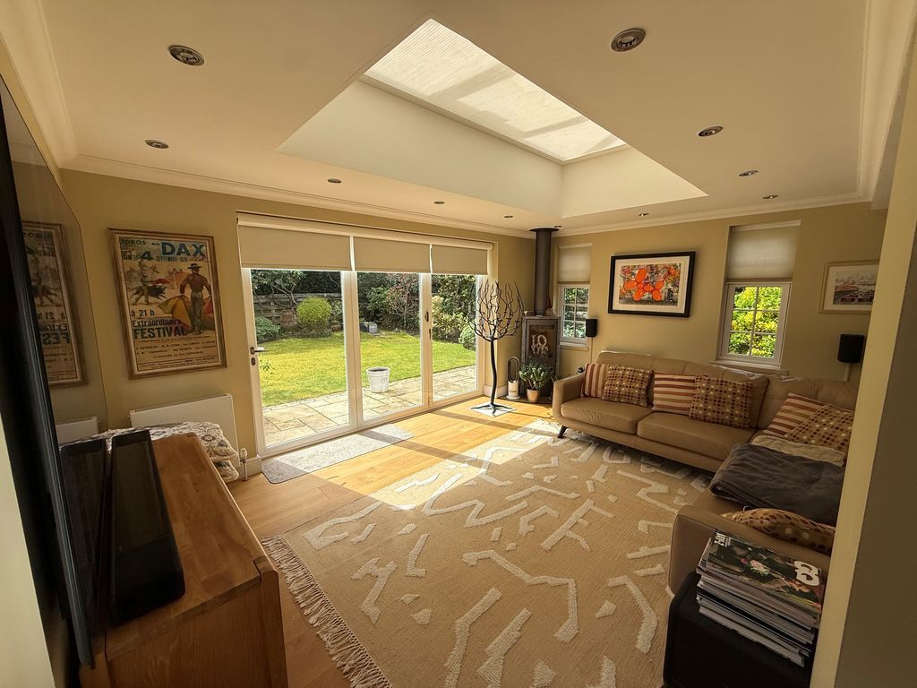 Additional image 5 of 3 bed terraced house for saleSnows Ride, Windlesham GU20