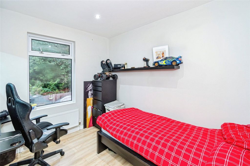 Additional image 19 of 3 bed semi-detached house for saleOsborne Road South, Southampton, Hampshire SO17