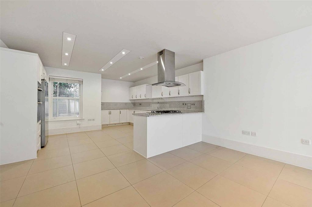 Additional image 12 of 5 bed terraced house for saleClaremont Road, Windsor, Berkshire SL4