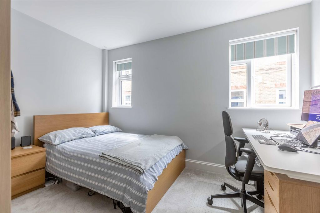 Additional image 12 of 2 bed maisonette for saleSt. Leonards Road, Windsor SL4