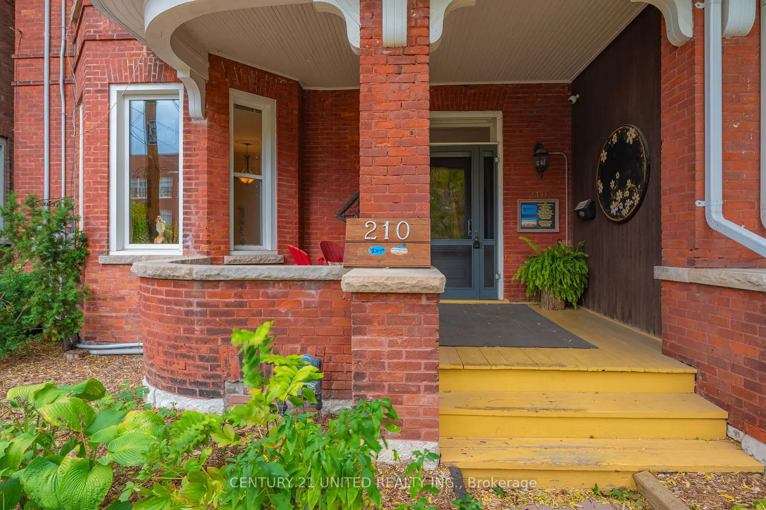 210 Mcdonnel Street