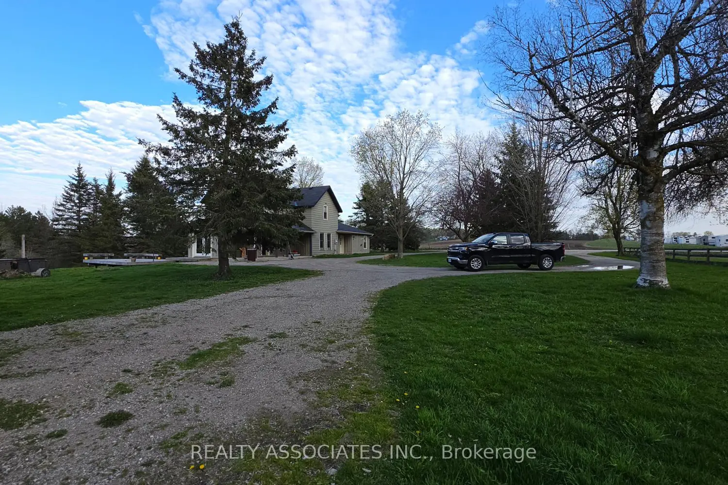 Additional image 11 of 486289 30Th Side Road