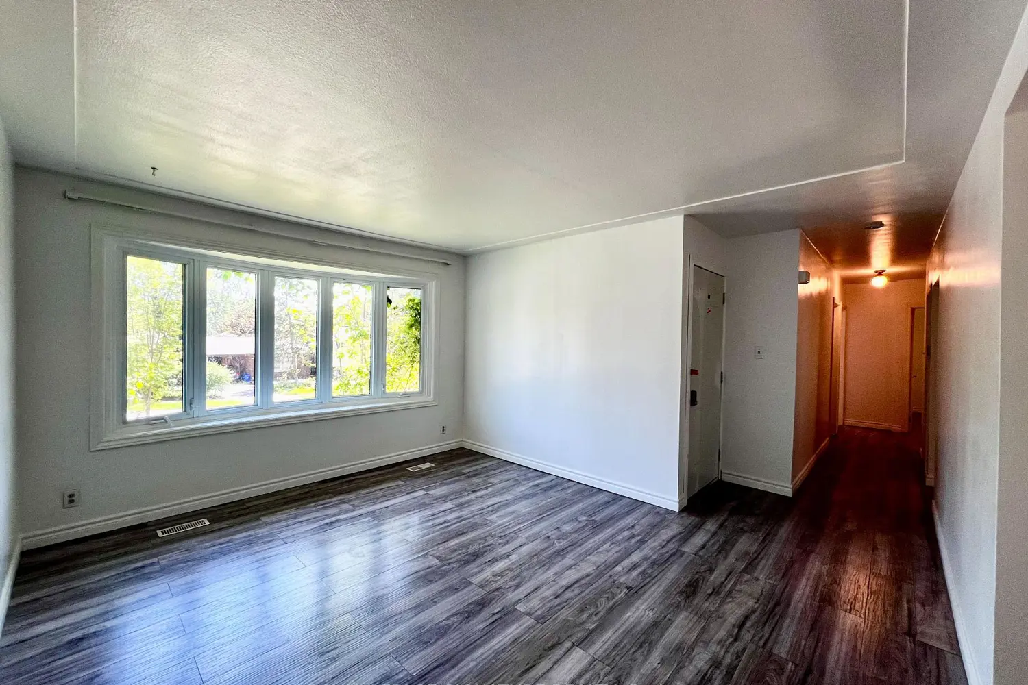 Additional image 5 of 194 Cedarbrae Avenue