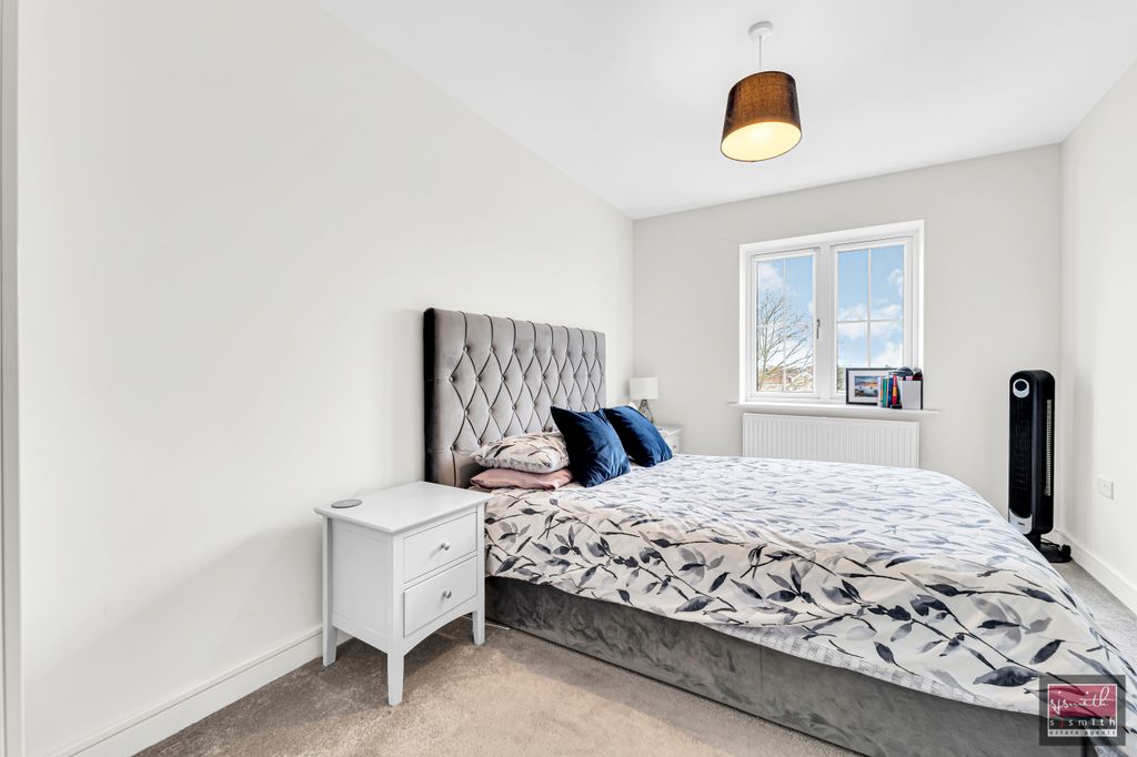 Additional image 8 of 2 bed flat for saleGatehouse Close, Ashford TW15