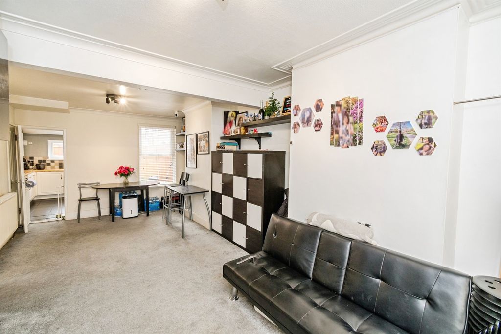 Additional image 8 of 2 bed terraced house for saleRomsey Road, Southampton SO16