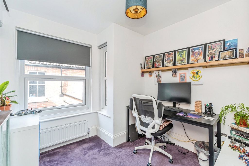 Additional image 17 of 4 bed semi-detached house for saleSuffolk Avenue, Shirley, Southampton, Hampshire SO15