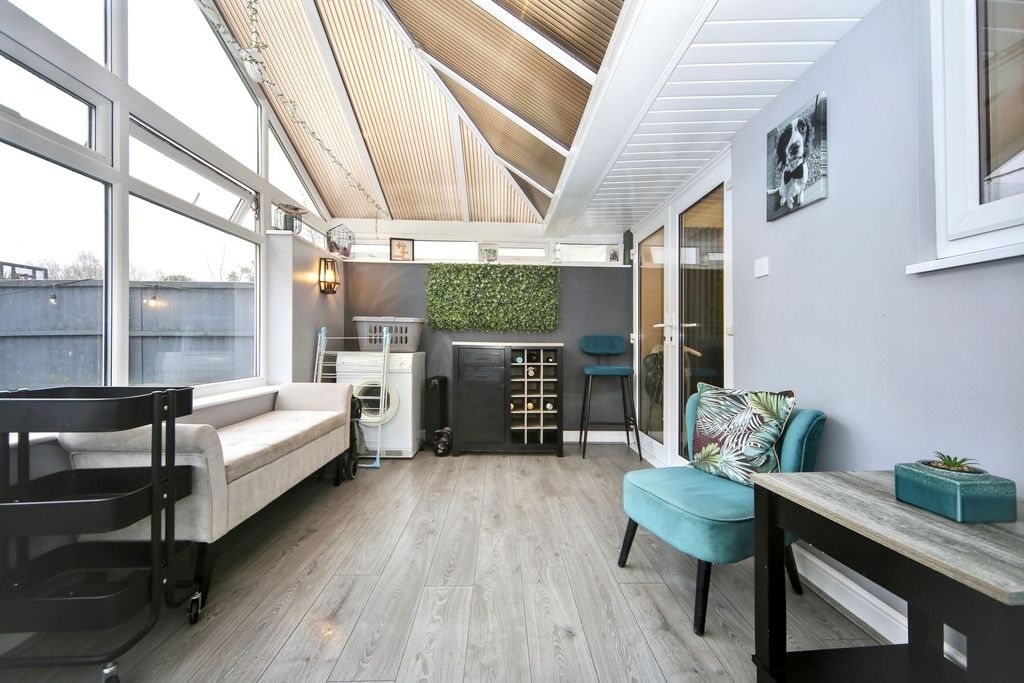 Additional image 12 of 3 bed semi-detached house for salePetworth Avenue, Wigan WN3