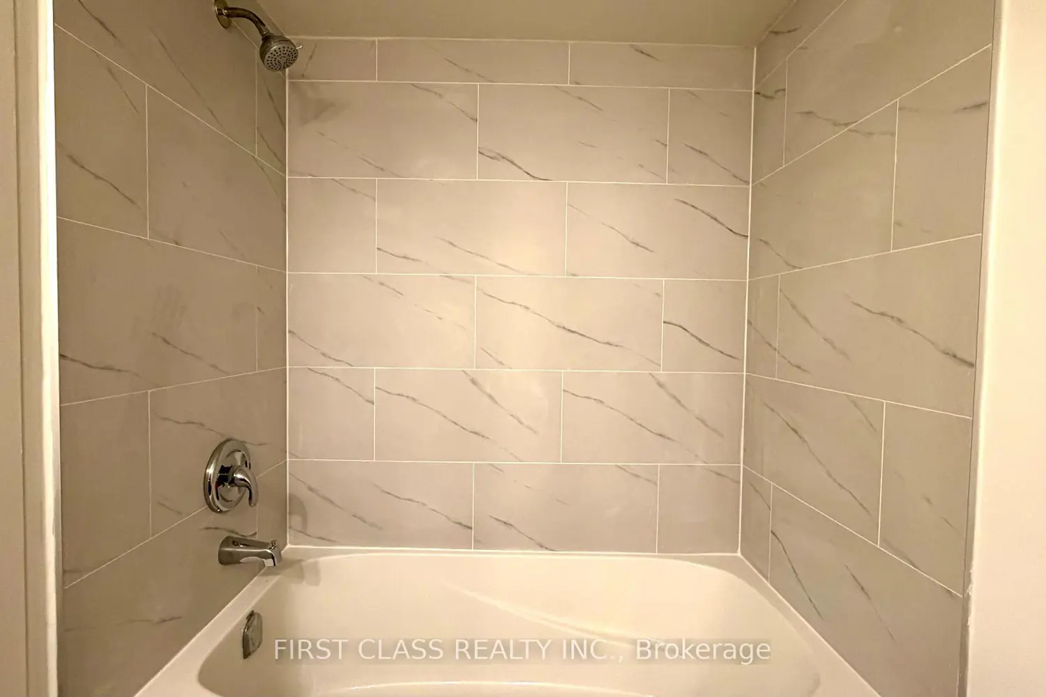 Additional image 18 of 541 Blackthorn Avenue 1415