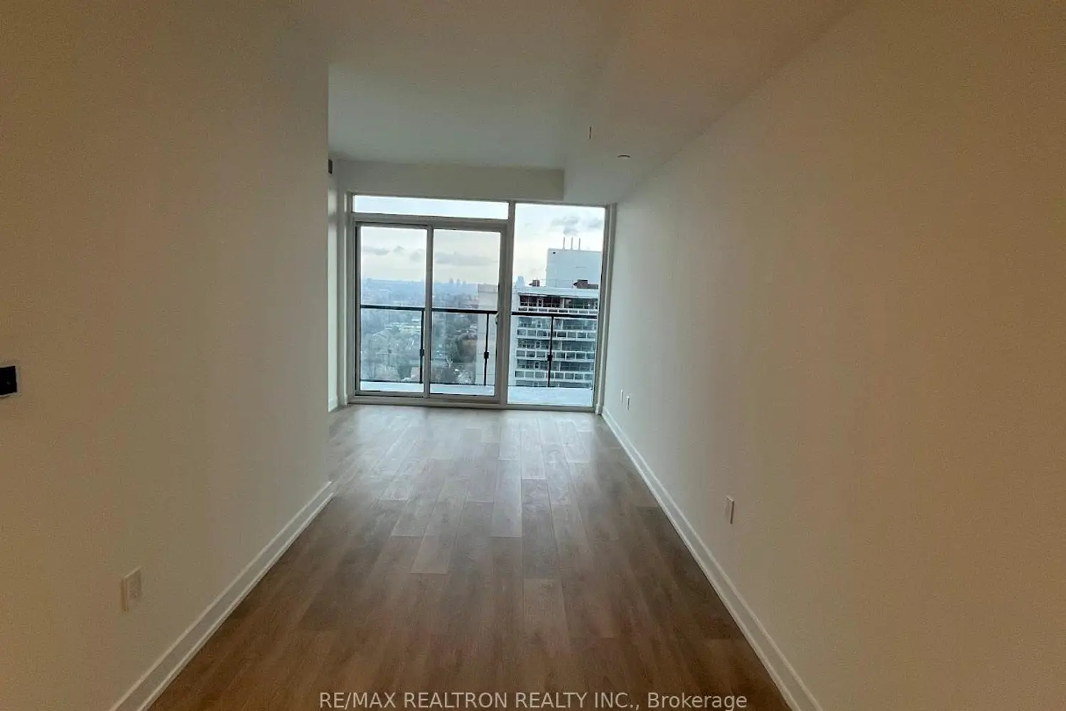 117 Broadway Avenue 1709