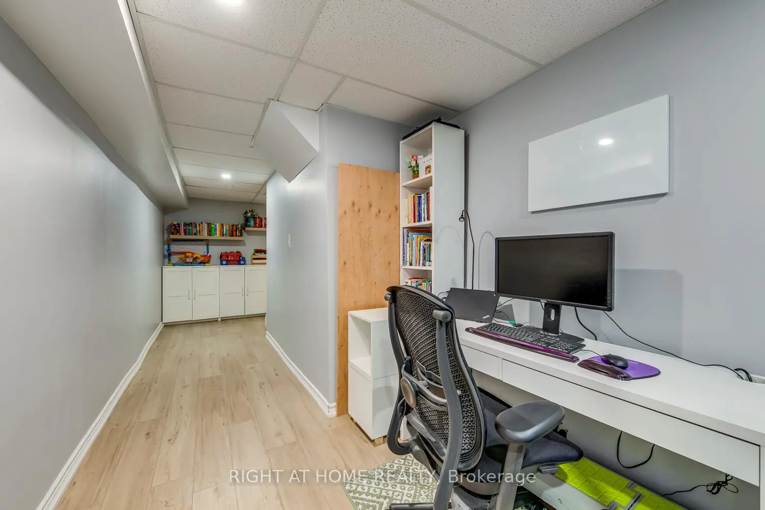 Additional image 18 of 132 Ashton Crescent