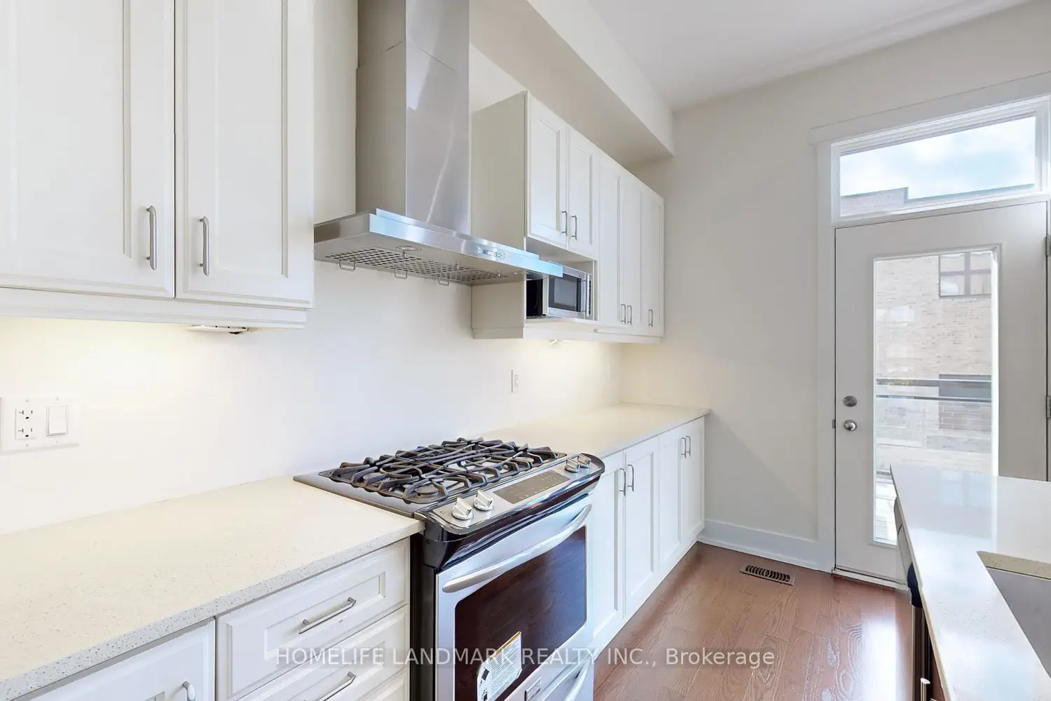 Additional image 5 of 9180 Bathurst Street