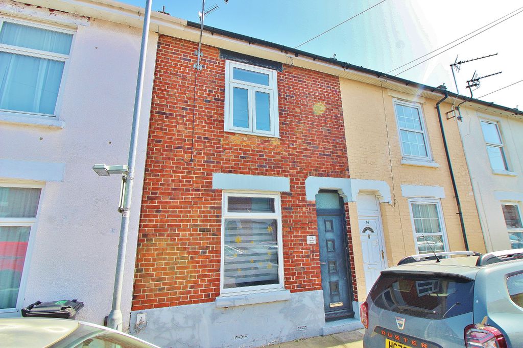 3 bed terraced house for saleHavant Road, North End PO2