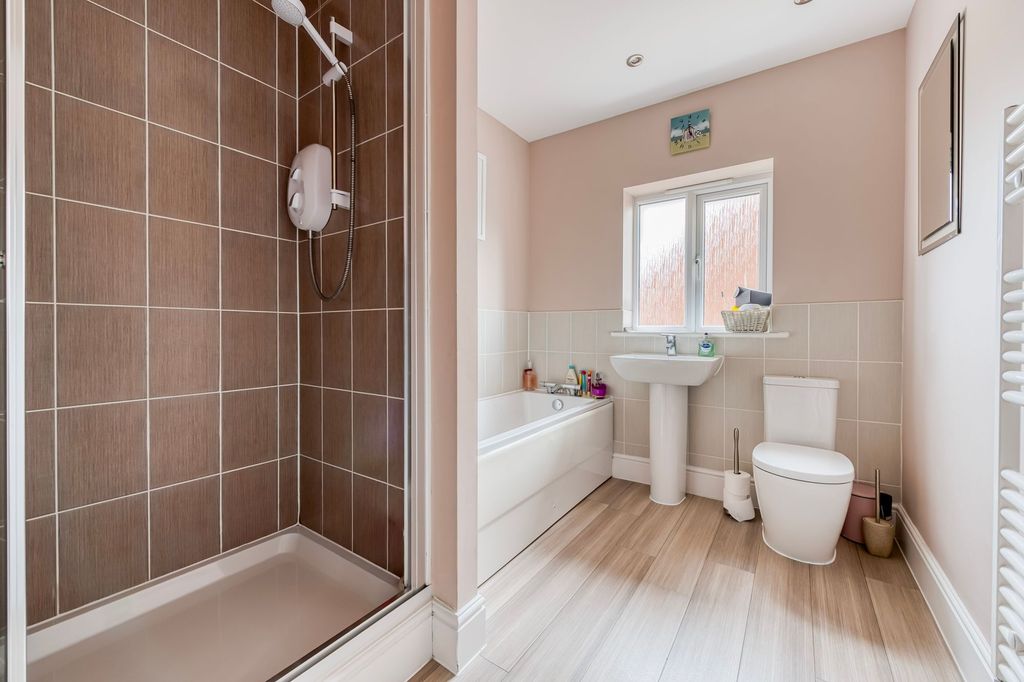 Additional image 11 of 5 bed detached house for saleNorwich Road, Wymondham NR18