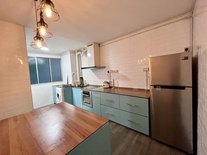 Additional image 5 of 826 Jurong West Street 81