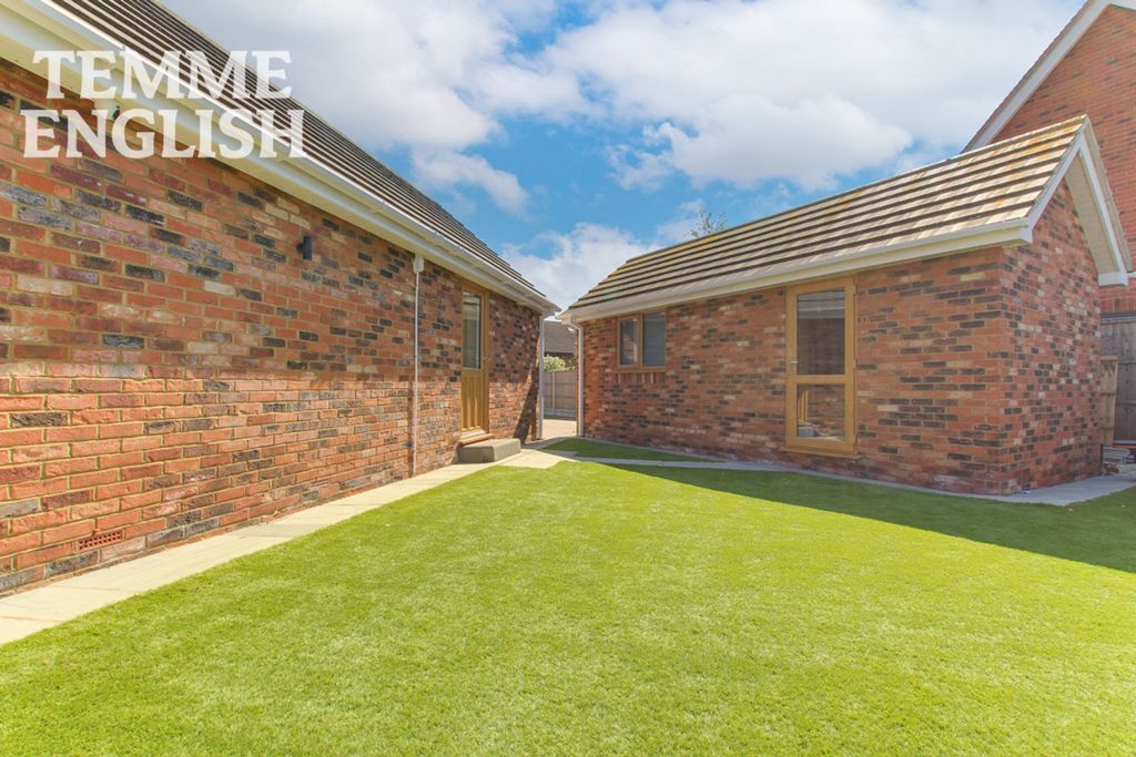 Additional image 25 of 3 bed detached bungalow for saleJersey Gardens, Wickford SS11
