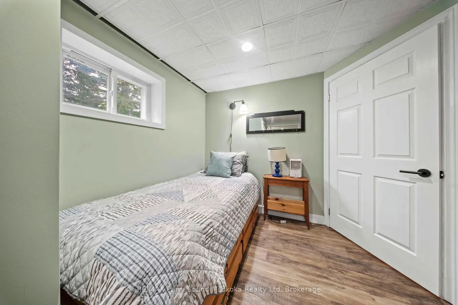 Additional image 6 of 16 Golden Horseshoe Lane