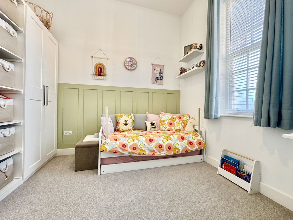 Additional image 12 of 2 bed flat for saleWhitecroft Park, Newport PO30