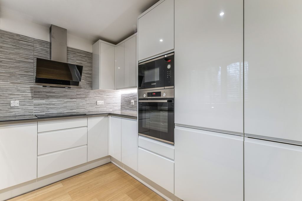 Additional image 8 of 2 bed flat for saleSheet Street, Windsor SL4