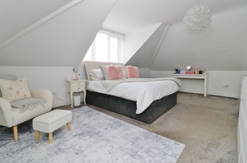 Additional image 15 of 5 bed detached house for saleNetley Firs Road, Hedge End SO30