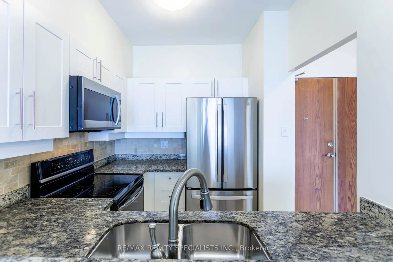 Additional image 9 of 2511 Lakeshore Road 708