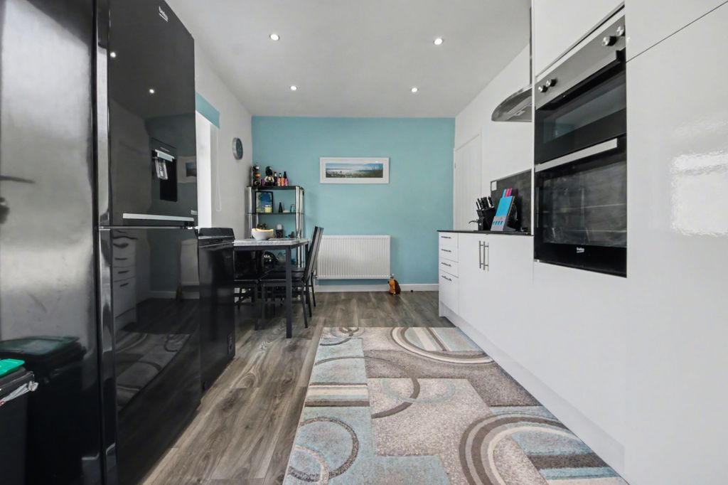 Additional image 7 of 2 bed detached bungalow for saleSouth East Crescent, Sholing SO19