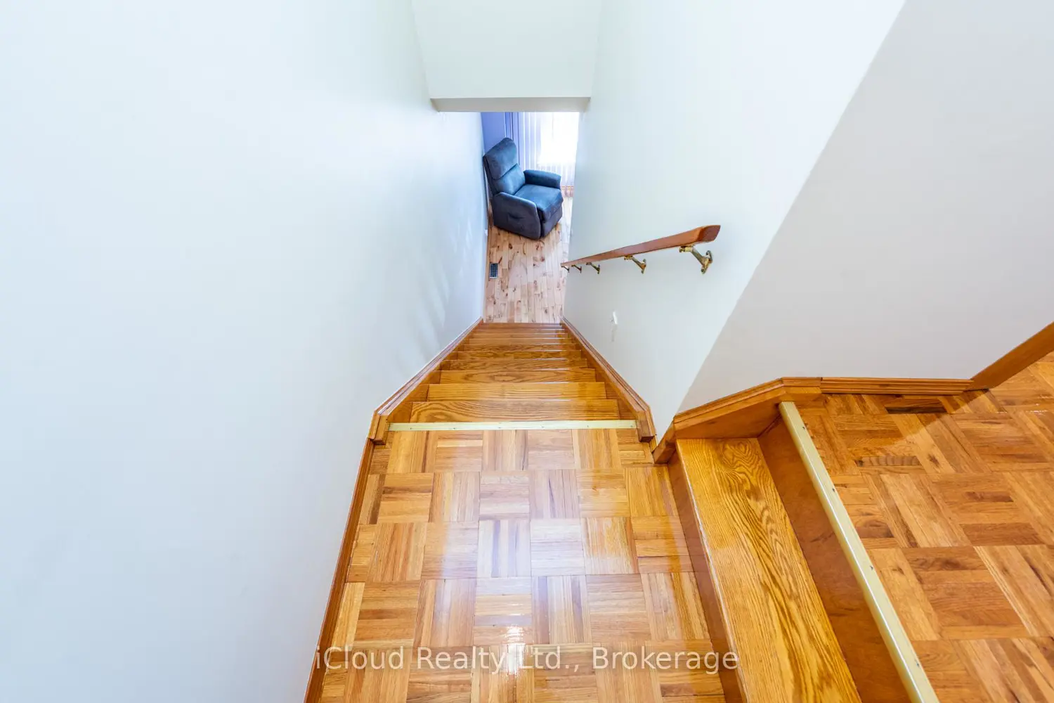 Additional image 17 of 46 Dearbourne Boulevard 56