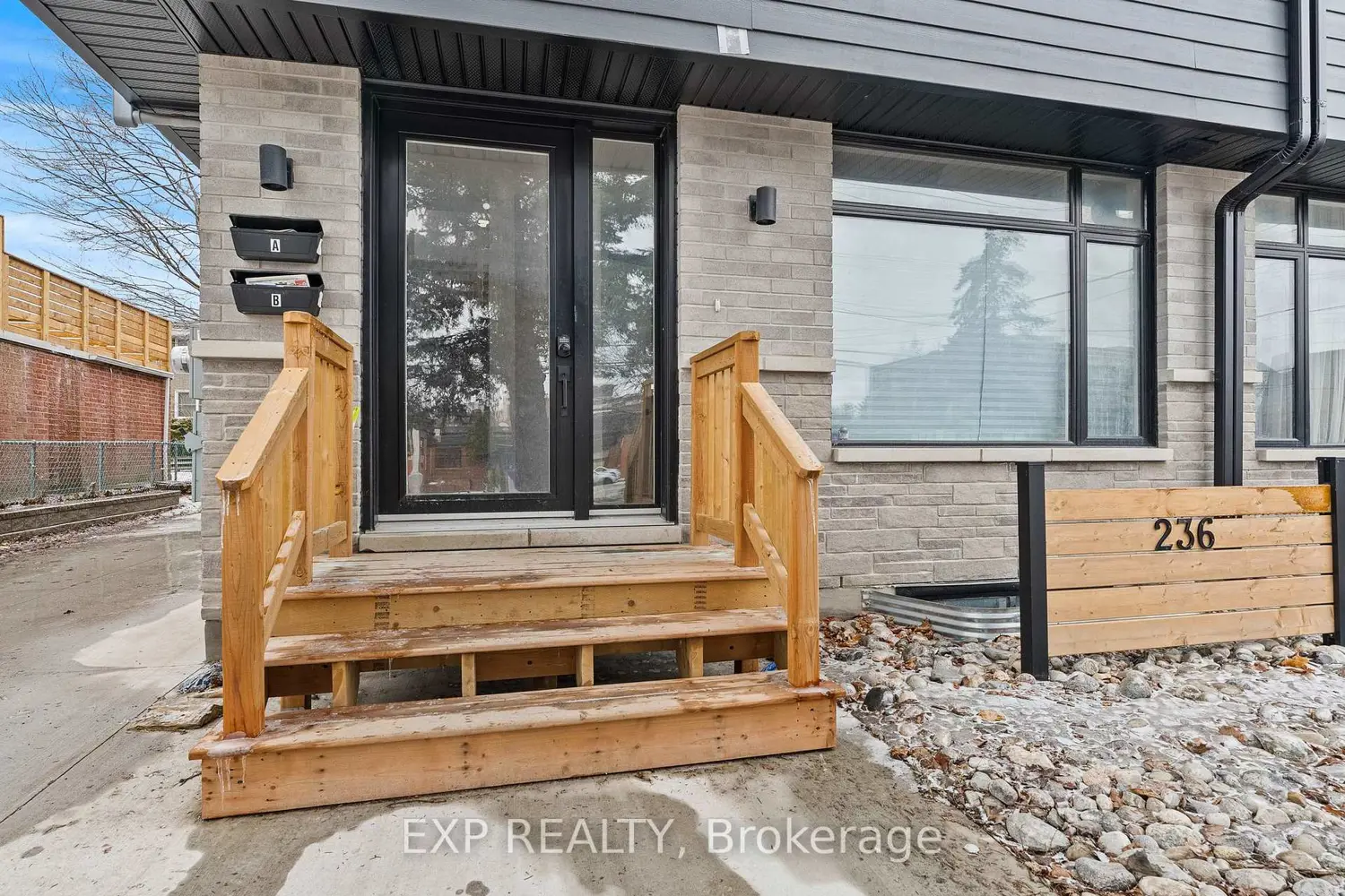 Additional image 2 of 236 Woodroffe Avenue