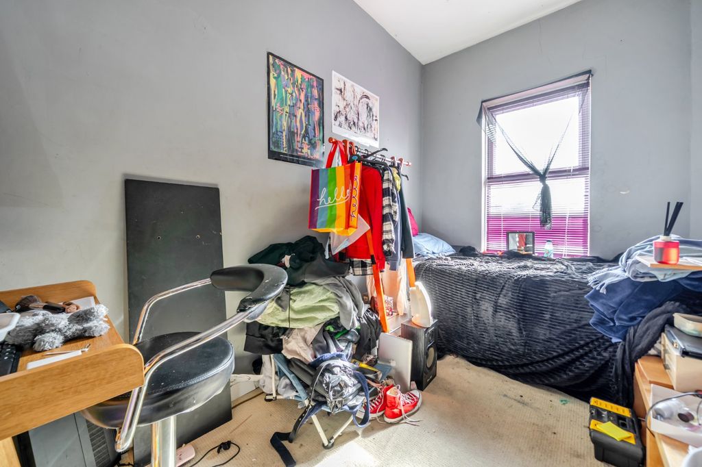 Additional image 9 of 3 bed flat for saleWaveley Court, Waverley Grove, Southsea, Hampshire PO4