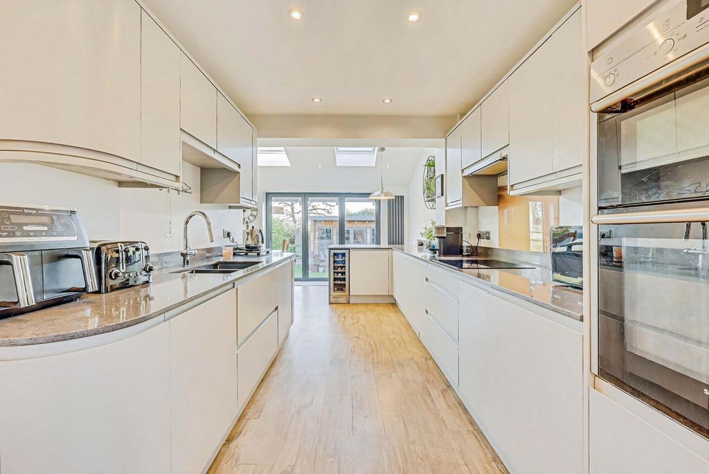 Additional image 12 of 4 bed detached house for saleCharters Court, Wickford SS11