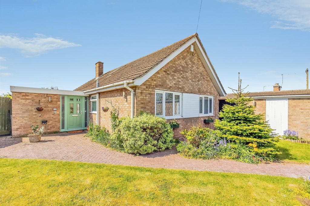 Additional image 2 of 3 bed detached bungalow for saleWelland View Road, Cottingham, Market Harborough LE16