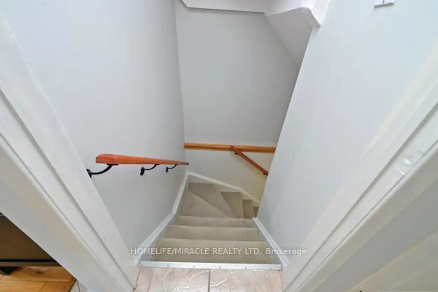 Additional image 12 of 121 Falconer Drive 27