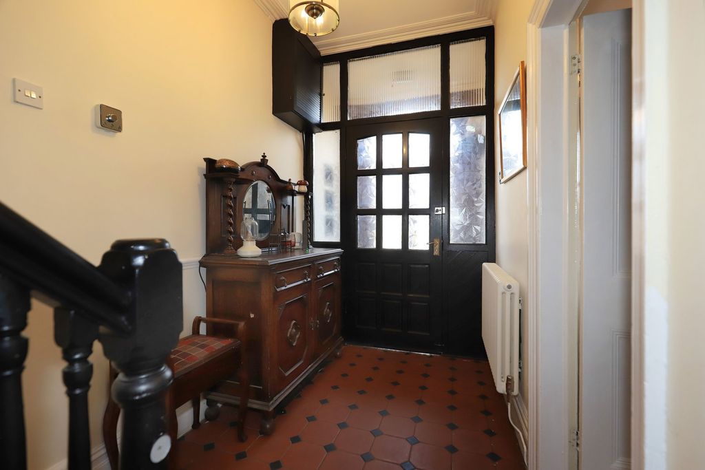 Additional image 14 of 5 bed detached house for saleSandbeds Road, Willenhall WV12