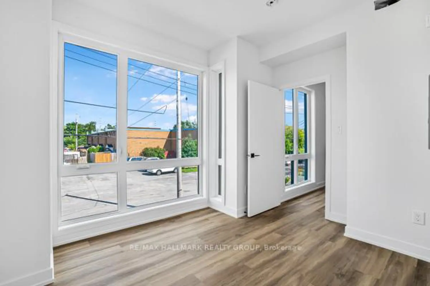 Additional image 3 of 391 Dieppe Street