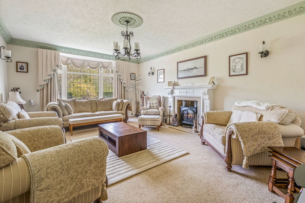 Additional image 4 of 6 bed detached house for sale5 Birches Road, Codsall WV8