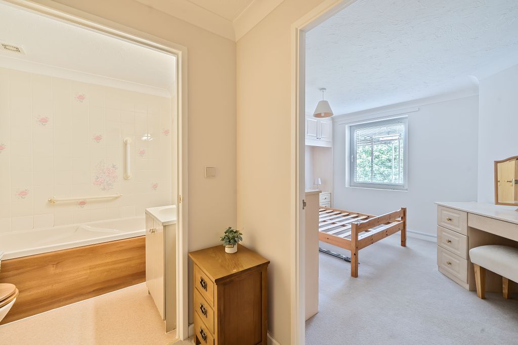Additional image 12 of 1 bed flat for saleGrosvenor Road, Southampton SO17