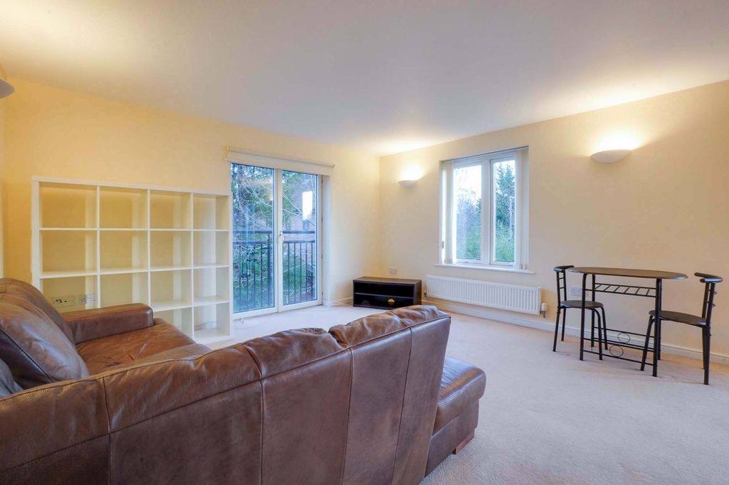 Additional image 4 of 2 bed flat for saleHermitage Court, Oadby LE2