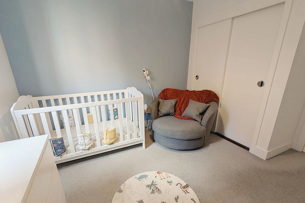 Additional image 6 of 2 bed flat for saleApartment 22, Austin Court, 2 Mill Street, Diglis, Worcester. WR1