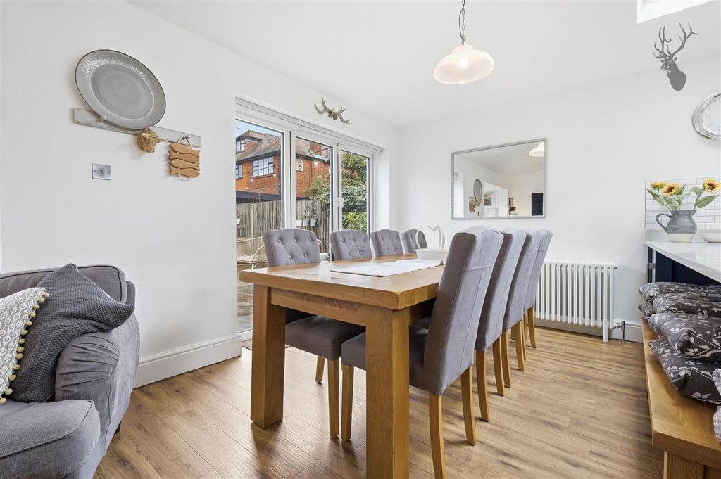 Additional image 14 of 5 bed semi-detached house for saleMonkhams Avenue, Woodford Green IG8