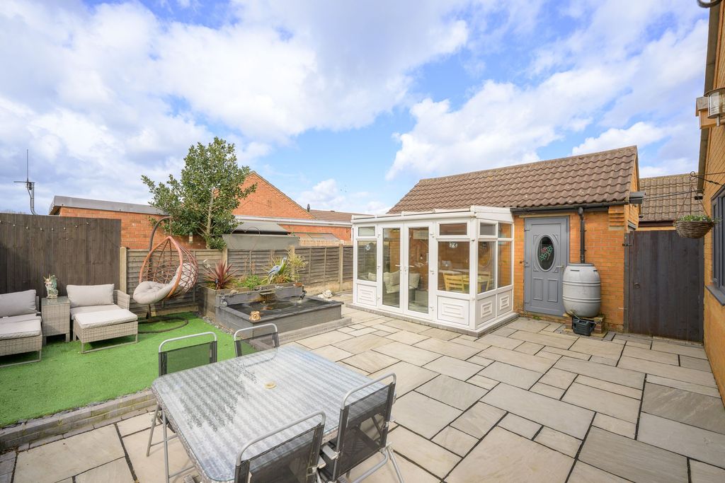 Additional image 4 of 3 bed detached bungalow for saleRobinson Avenue, Alford LN13