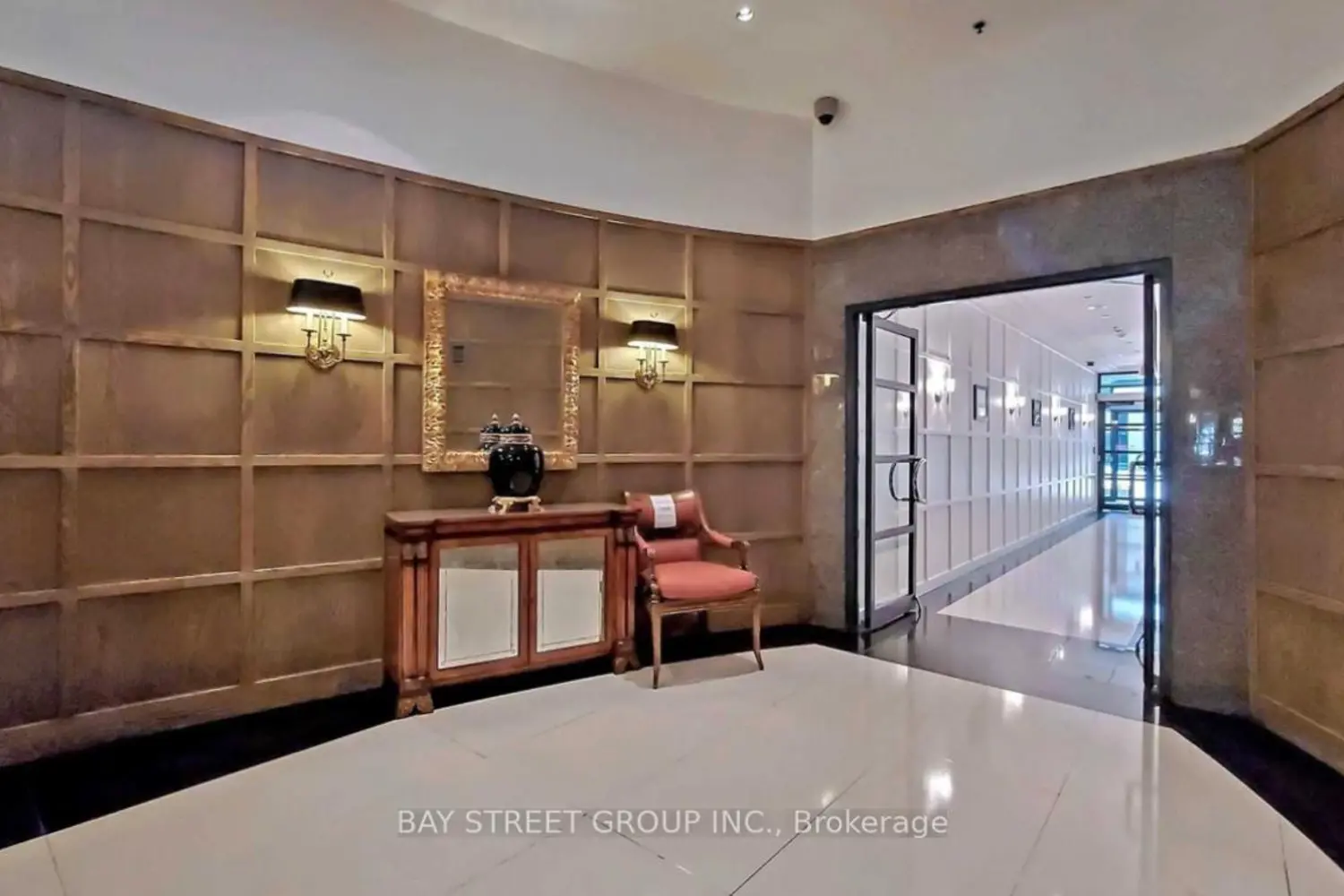 102 Bloor Street 1001