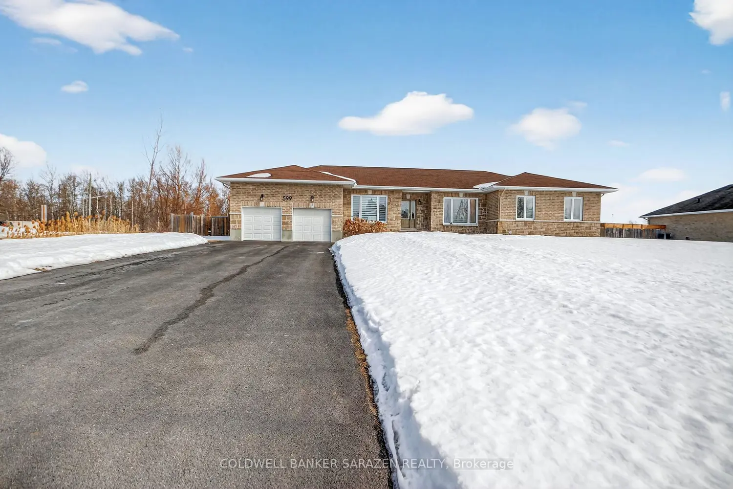 599 Ballycastle Crescent photo 2