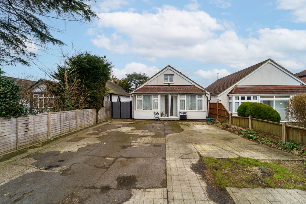 Additional image 34 of 6 bed detached bungalow for saleFeltham Hill Road, Ashford TW15