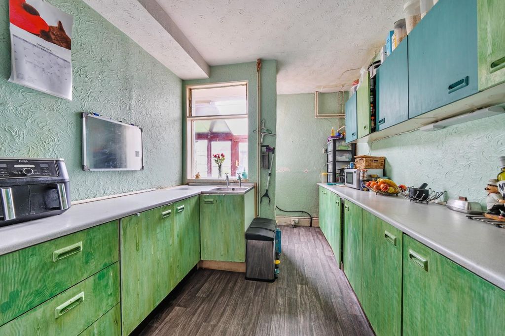 Additional image 2 of 3 bed terraced house for saleDover Road, Portsmouth PO3
