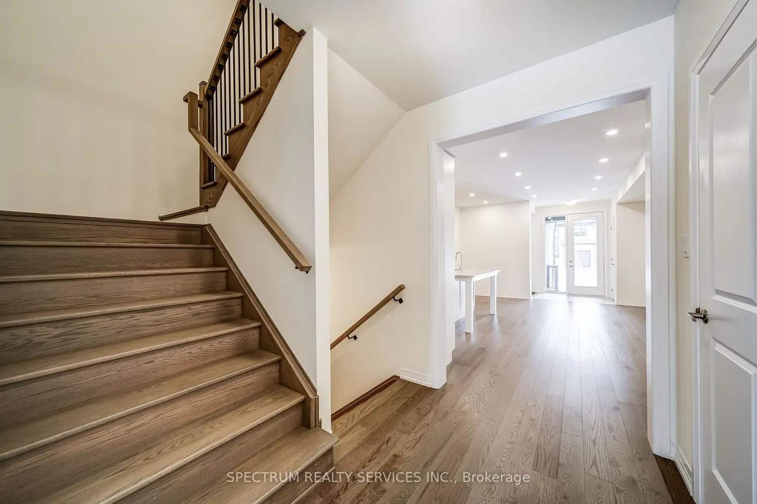 Additional image 7 of 136 Adario Crescent