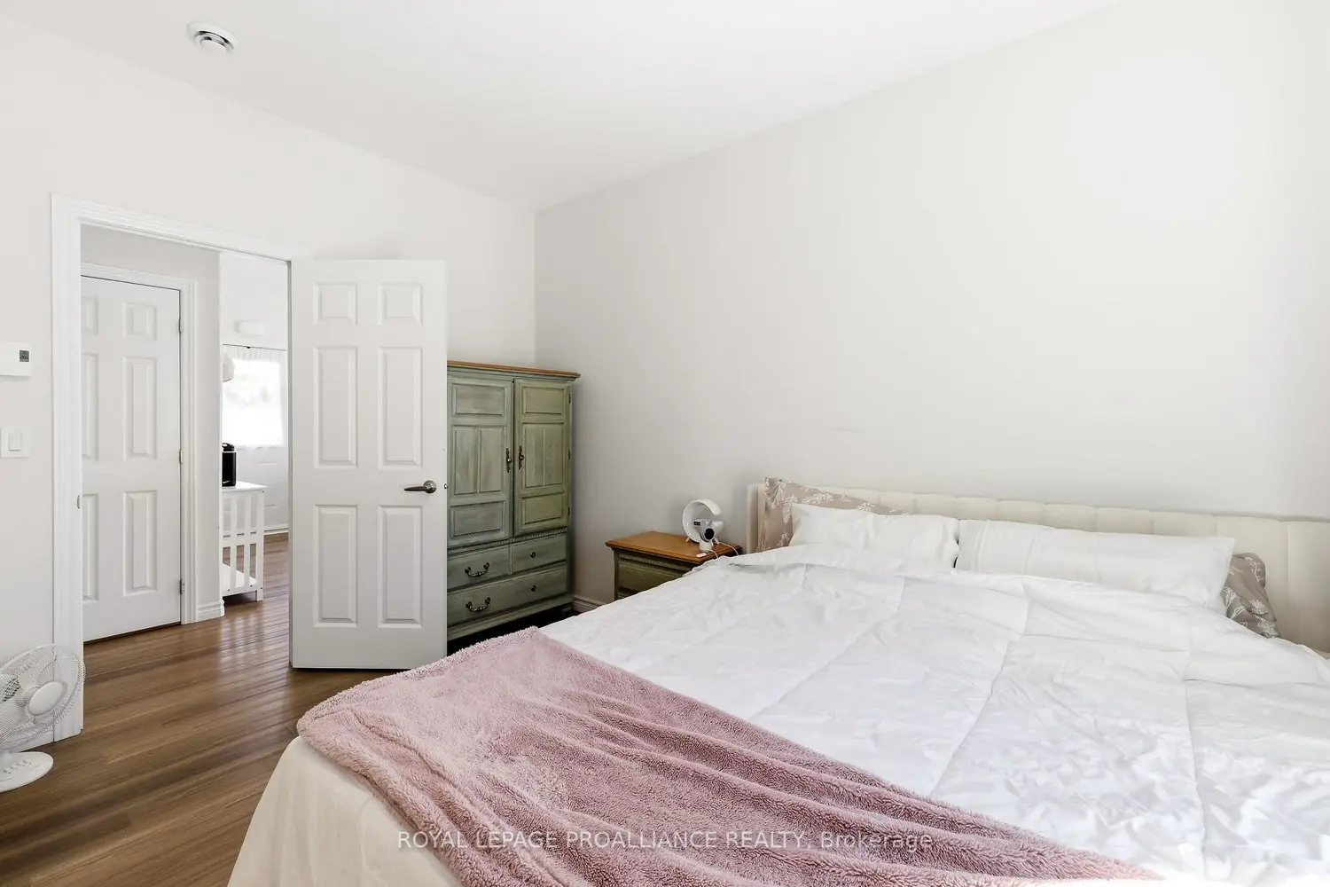 Additional image 17 of 300 Croft Street 202