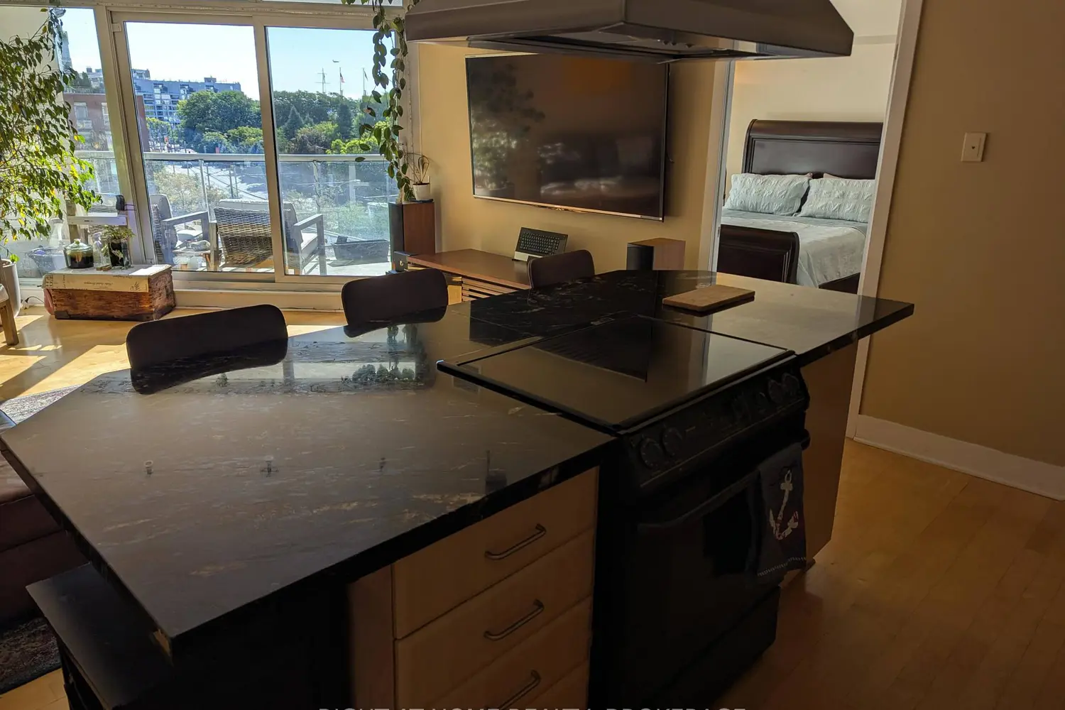 Additional image 6 of 550 Queens Quay 608