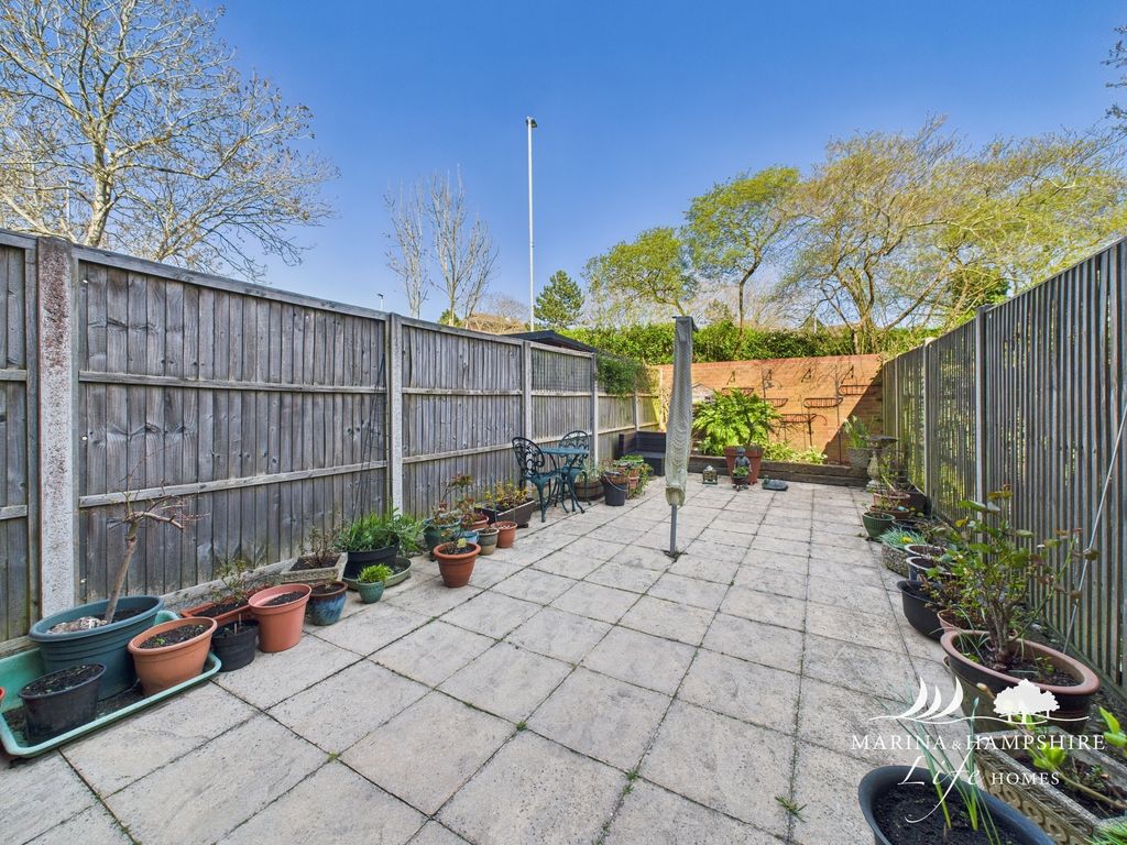 Additional image 5 of 3 bed town house for saleCarne Place, Port Solent PO6