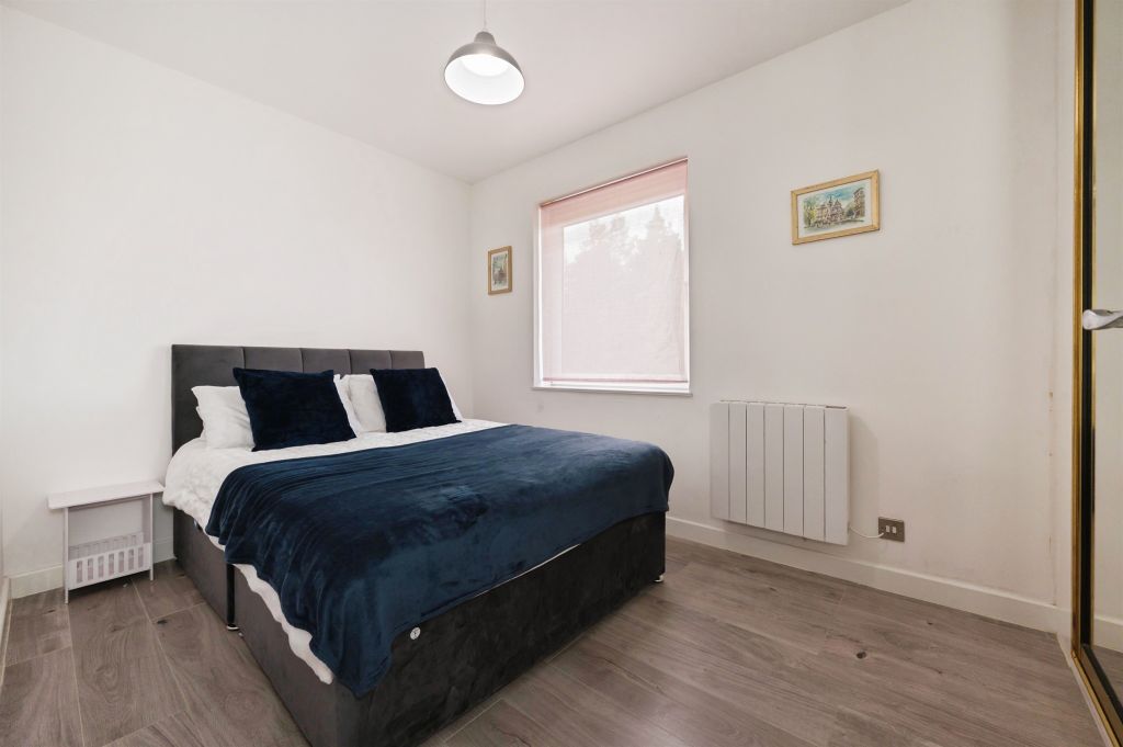 Additional image 6 of 2 bed flat for saleWaterloo Road, Southampton SO15